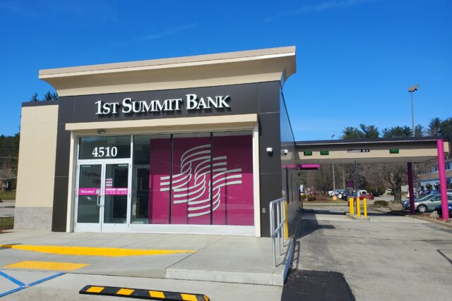 1st summit murrysville office