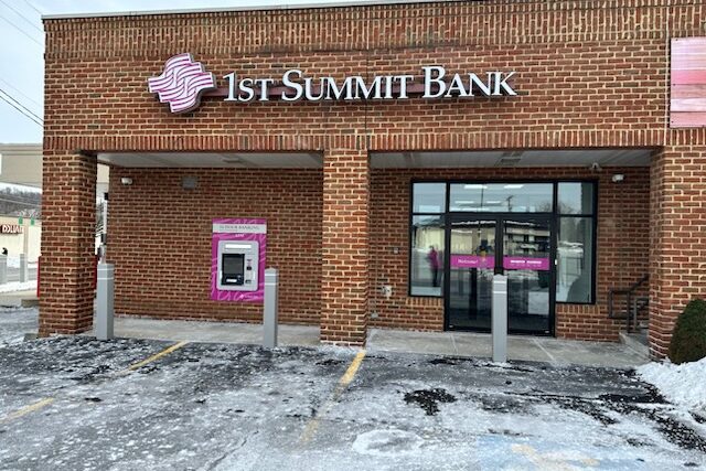 1st summit bank eldorado office