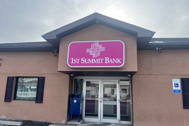 1st summit bank salix office