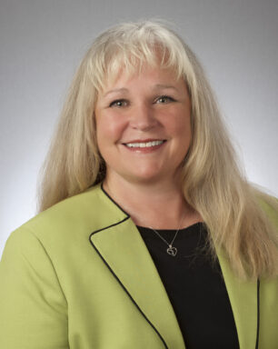 1st summit bank professional Kathy Berkebile